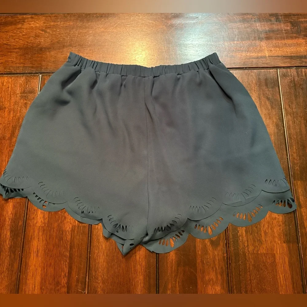 LC Lauren Conrad Scalloped Laser-Cut High Waist Shorts, XS